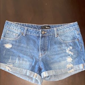 Cute mini denim shorts